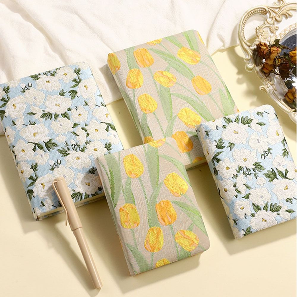 Vintage Embroidered Notebook M - Notebook Dotted A5 评论和价格